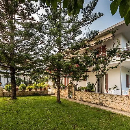 Avouris Apartament Kypseli