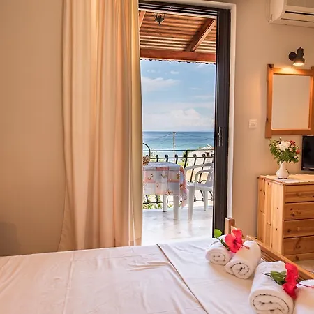 Avouris Apartament *